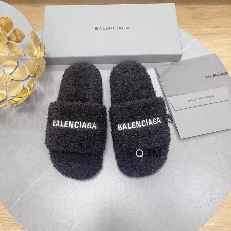 Balenciaga Men's Slippers 23